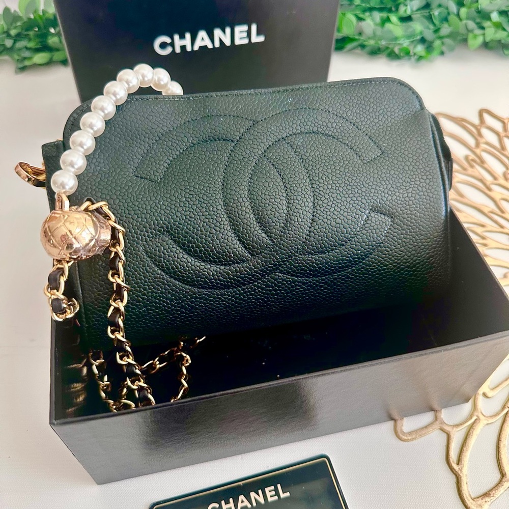Chanel Caviar Bag - Picture 9 of 15